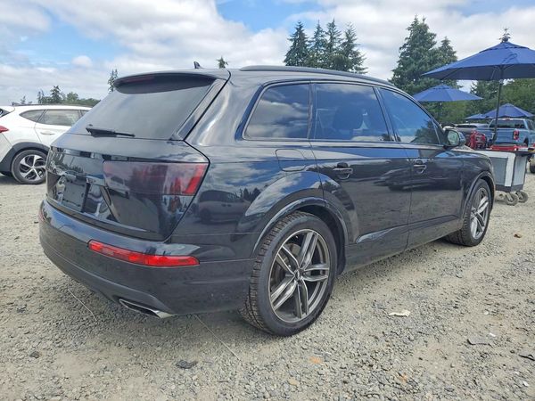 2017 AUDI Q7 quattro Prestige
