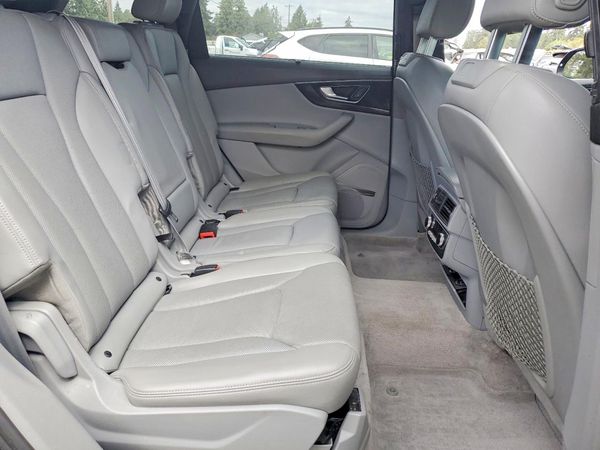 2017 AUDI Q7 quattro Prestige