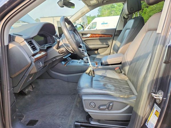2018 AUDI Q5 quattro Premium Plus