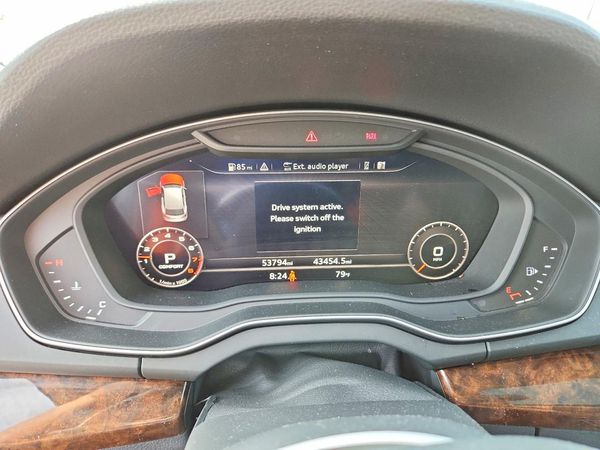 2018 AUDI Q5 quattro Premium Plus