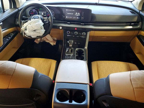 2024 KIA CARNIVAL LX, LX Seat Package