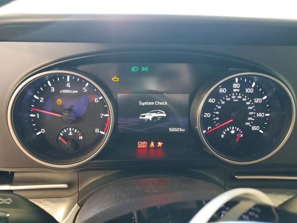 2024 KIA CARNIVAL LX, LX Seat Package