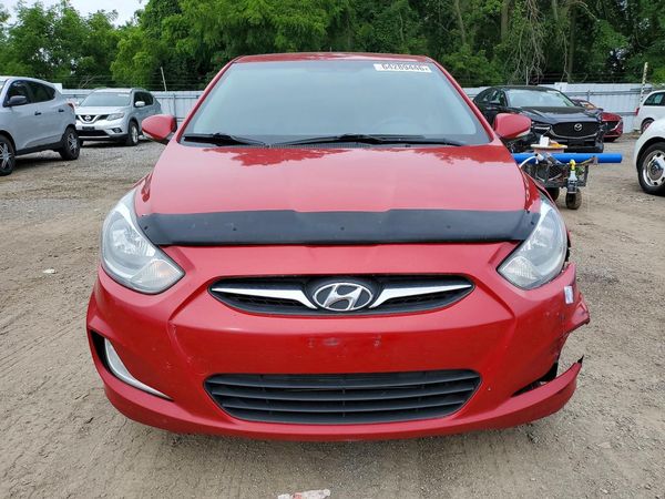 2013 HYUNDAI ACCENT GLS Premium/ SE