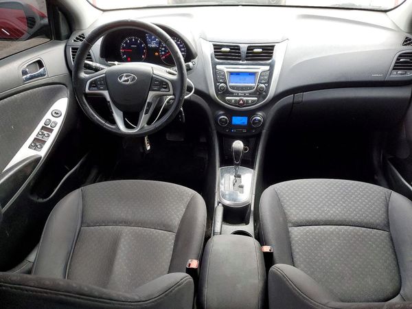 2013 HYUNDAI ACCENT GLS Premium/ SE