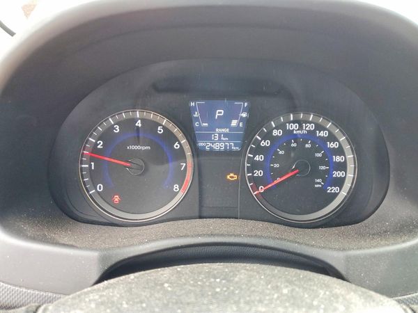2013 HYUNDAI ACCENT GLS Premium/ SE