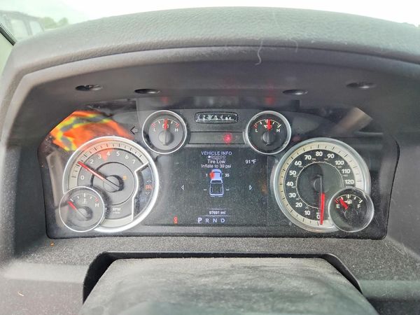2016 RAM 1500 SLT