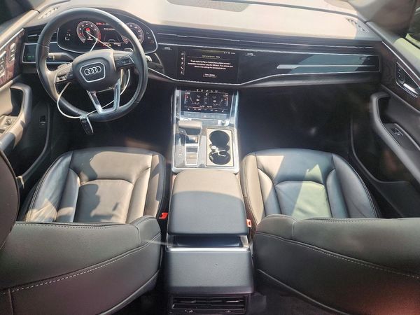 2019 AUDI Q8 Premium