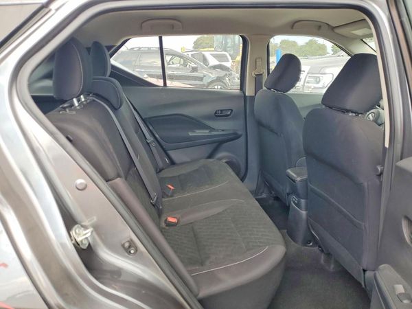 2022 NISSAN KICKS S