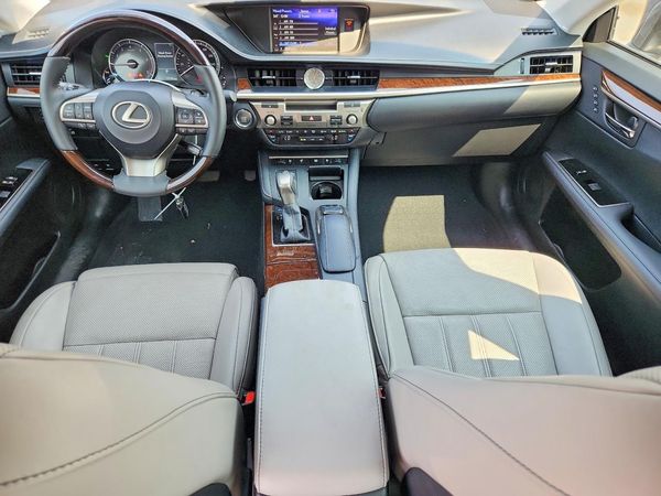 2017 LEXUS ES 350