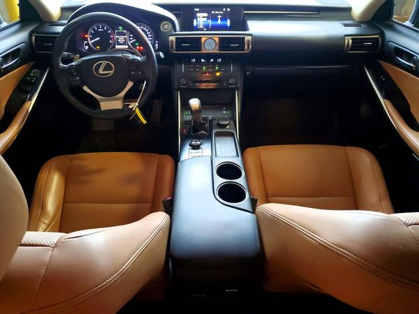 2014 LEXUS IS