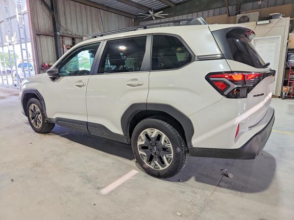 2025 SUBARU FORESTER Premium Base