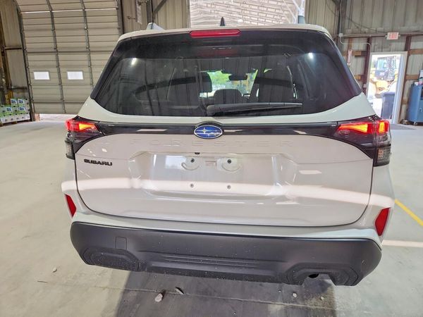 2025 SUBARU FORESTER Premium Base