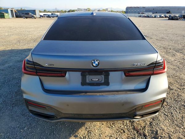 2022 BMW 750