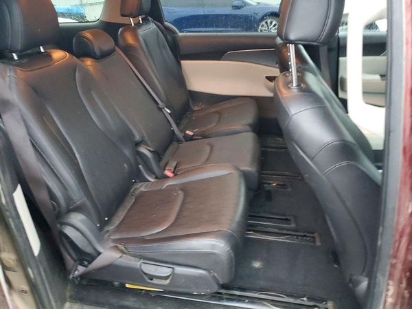 2023 KIA CARNIVAL