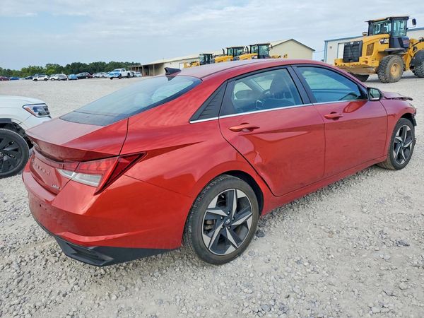 2022 HYUNDAI ELANTRA