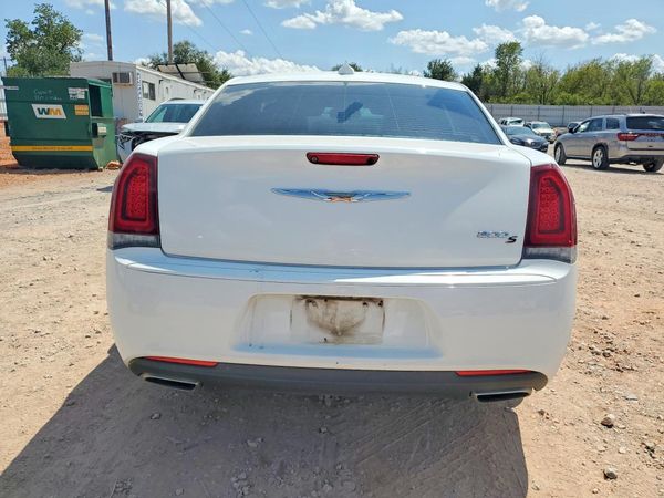 2018 CHRYSLER 300 300S