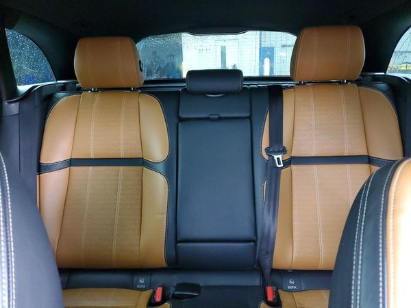 2019 LAND ROVER RANGE ROVER VELAR R-Dynamic SE
