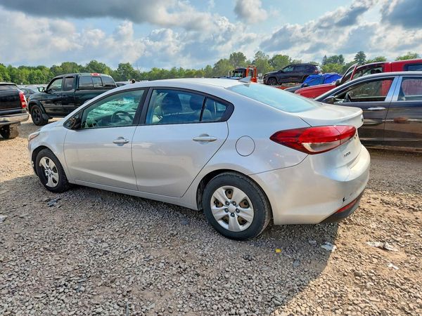 2017 KIA FORTE LX Base