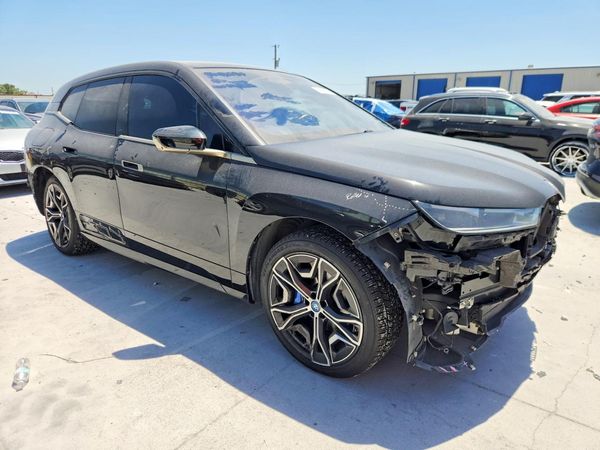 2024 BMW IX xDrive50