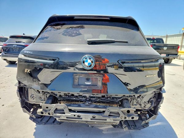 2024 BMW IX xDrive50