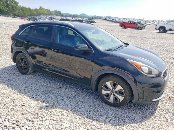 2017 KIA NIRO