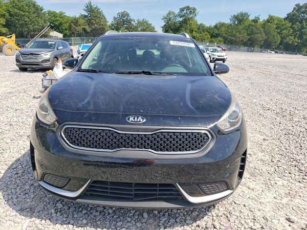 2017 KIA NIRO