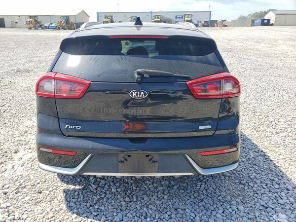 2017 KIA NIRO