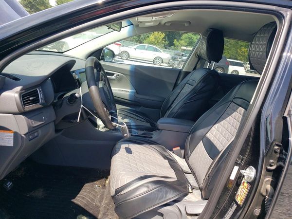 2017 KIA NIRO