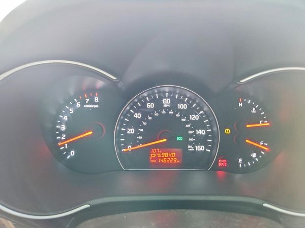 2014 KIA SORENTO Base/ LX