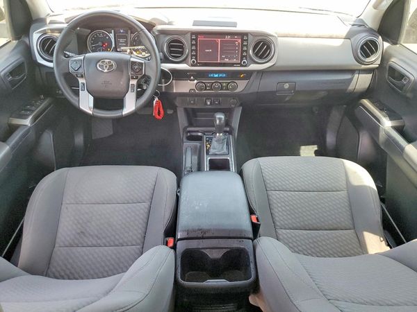 2022 TOYOTA TACOMA SR5