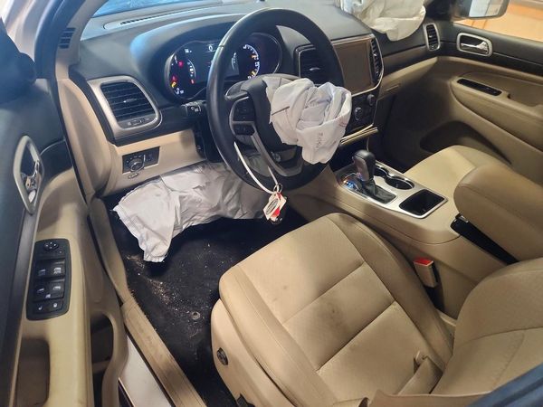 2022 JEEP GRAND CHEROKEE WK LAREDO 4X4