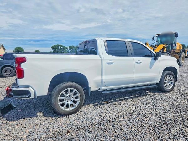 2021 CHEVROLET SILVERADO RST