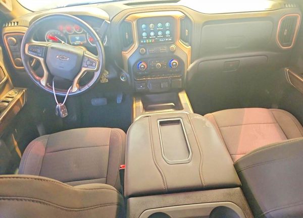 2021 CHEVROLET SILVERADO RST