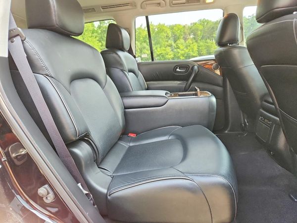 2017 INFINITI QX80