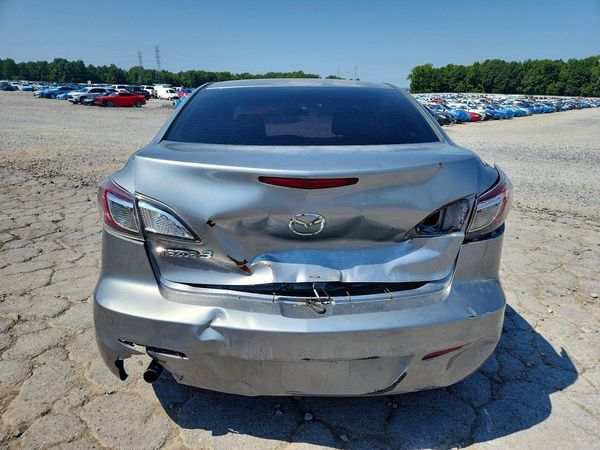 2013 MAZDA 3 SV/Base