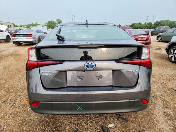 2020 TOYOTA PRIUS