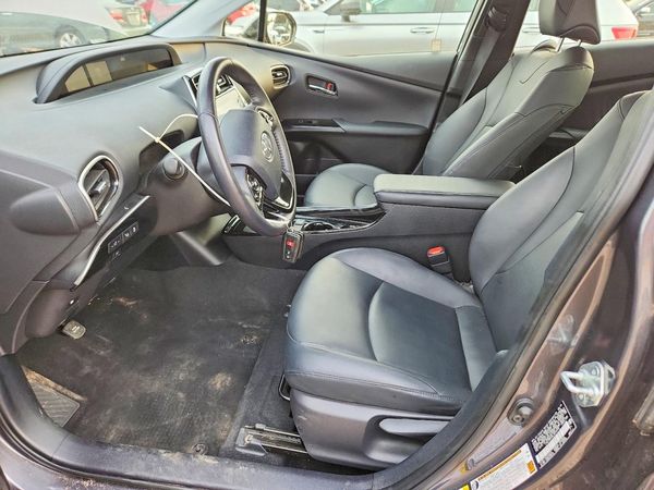 2020 TOYOTA PRIUS