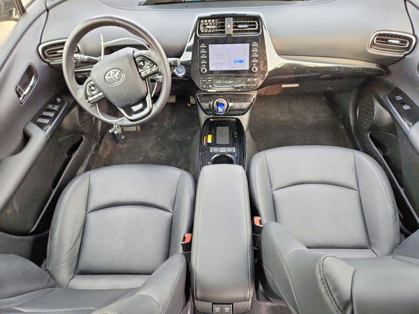 2020 TOYOTA PRIUS