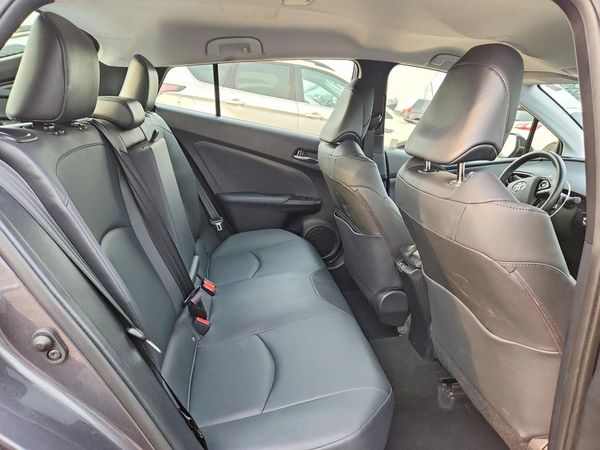 2020 TOYOTA PRIUS