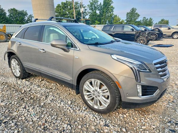 2019 CADILLAC XT5 Premium Luxury