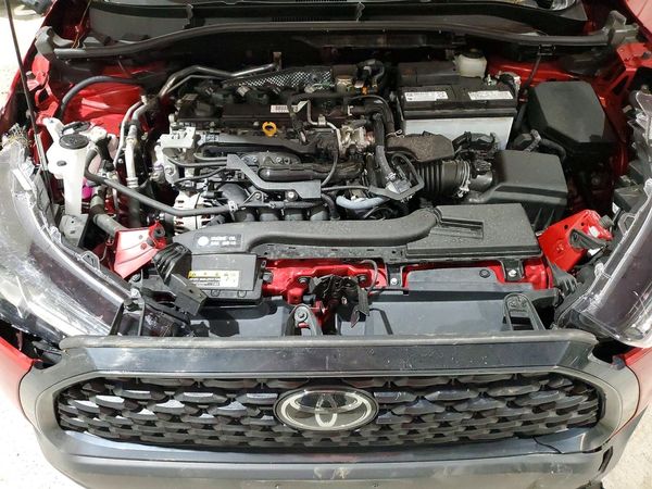 2023 TOYOTA COROLLA CROSS LE