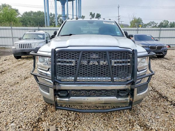 2022 RAM 2500 TRADESMAN CREW CAB 4X4