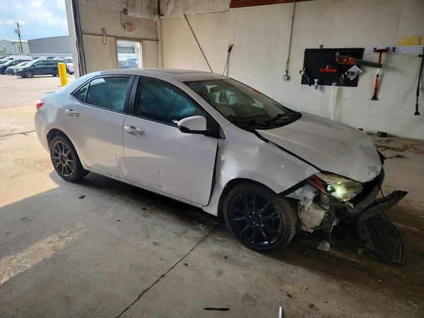 2016 TOYOTA COROLLA