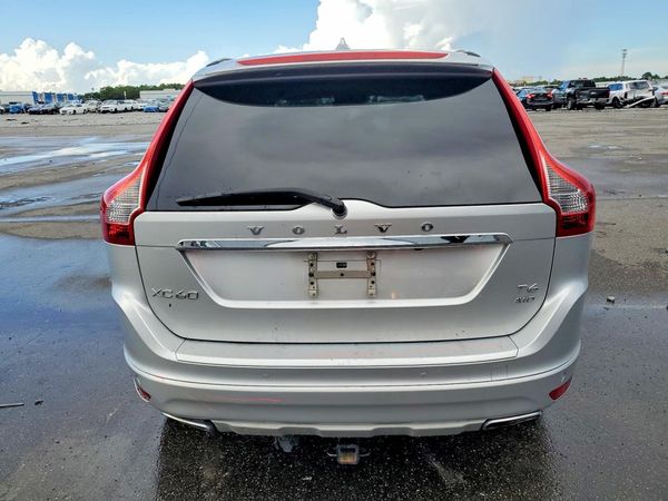 2016 VOLVO XC60