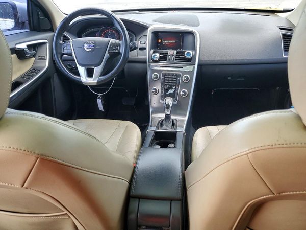 2016 VOLVO XC60