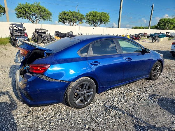 2020 KIA FORTE GT Line