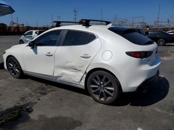 2019 MAZDA 3