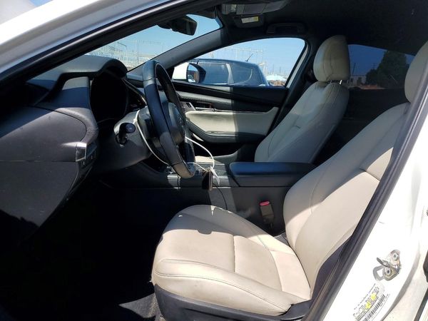 2019 MAZDA 3