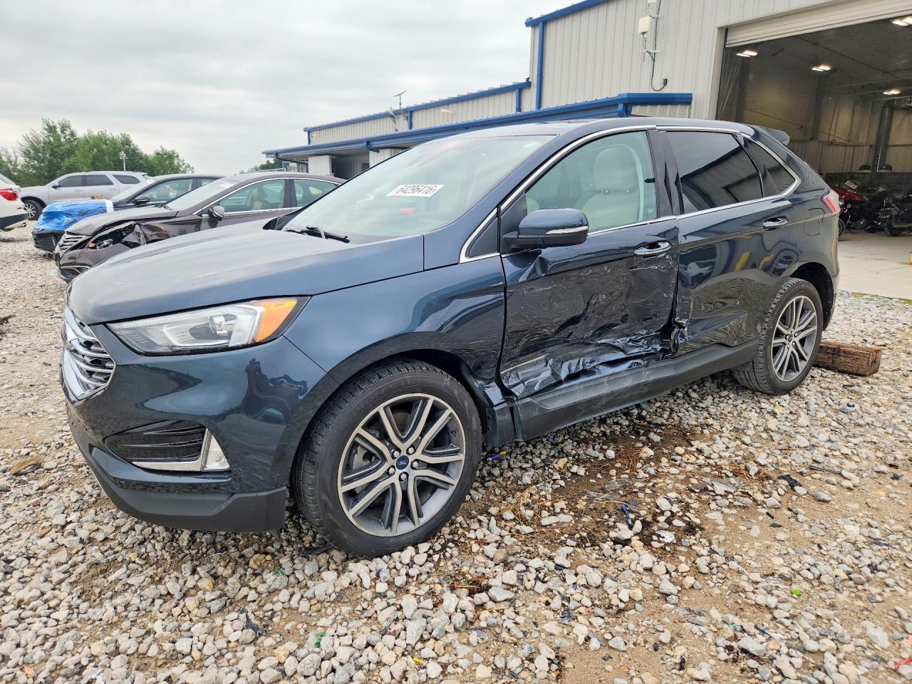 2022 FORD EDGE Titanium