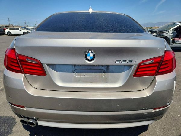 2012 BMW 528